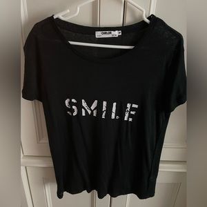 Super cute linen tee!